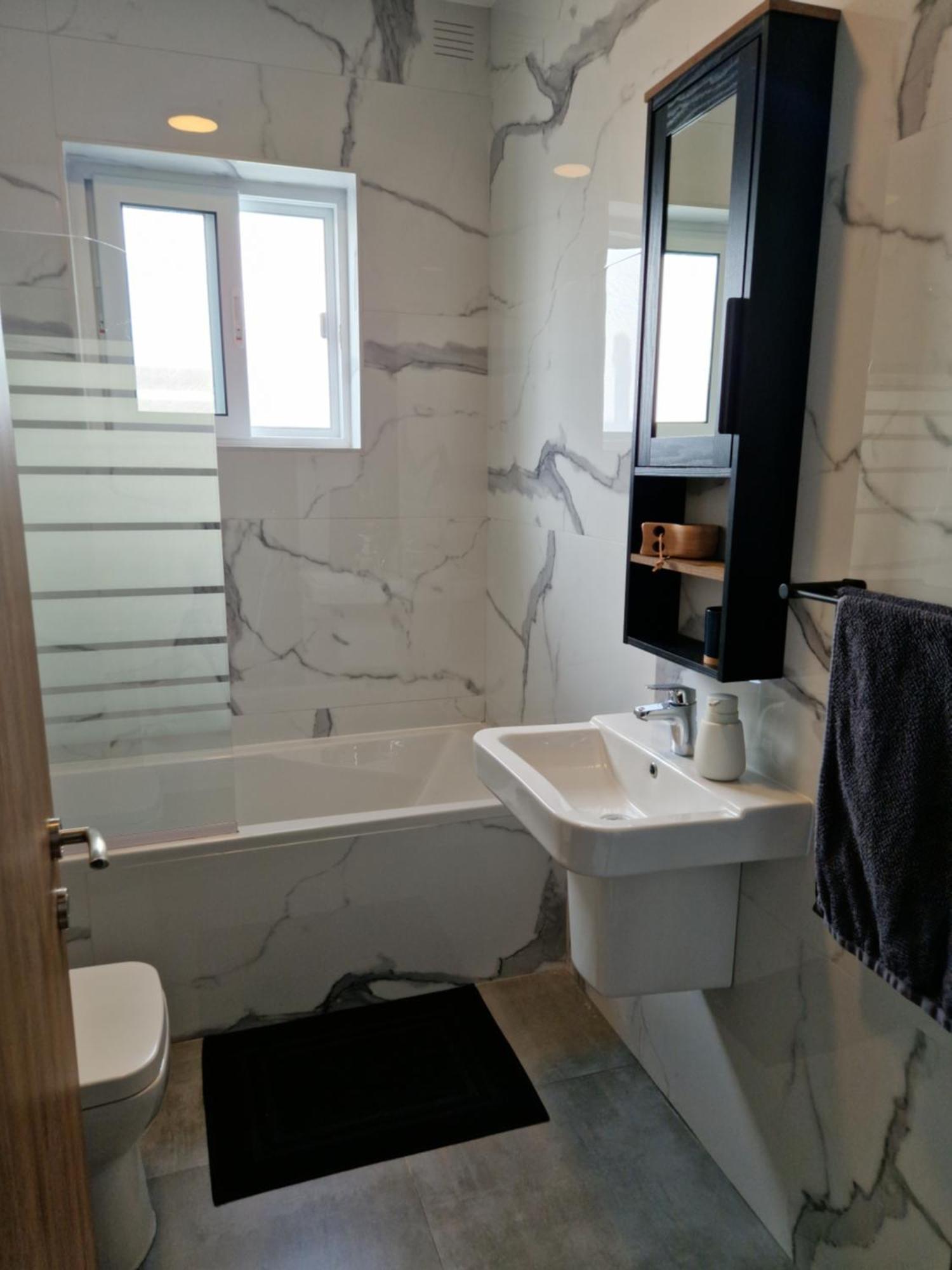 Апартаменты Sea View New Penthouse Terrace & Garage Parking Сент-Полс-Бей Экстерьер фото