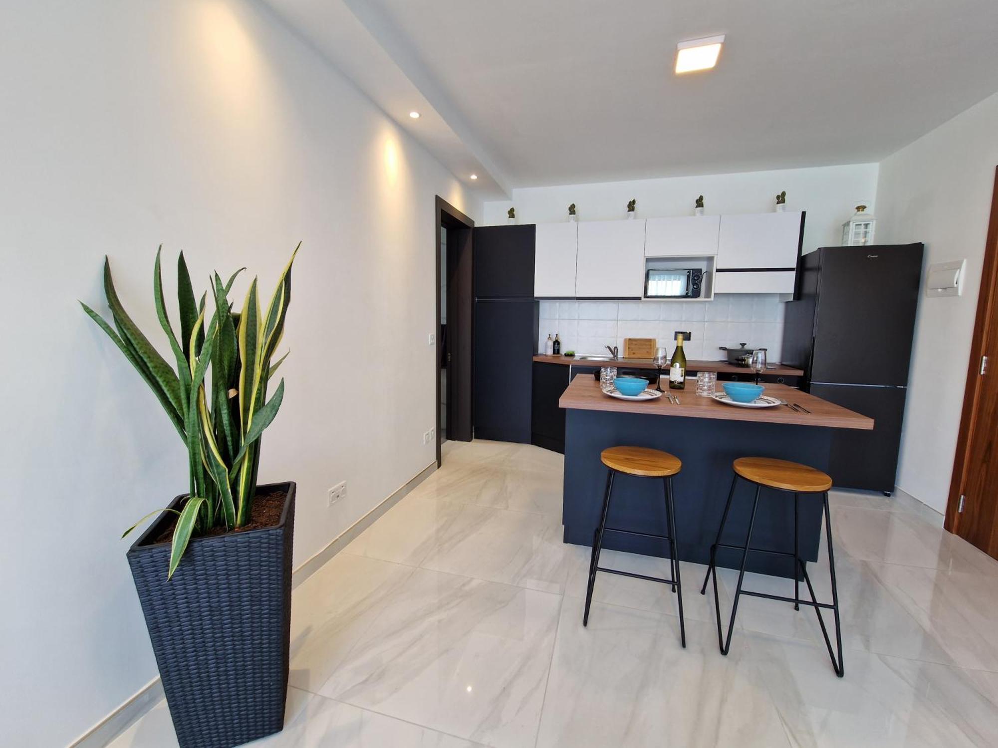 Апартаменты Sea View New Penthouse Terrace & Garage Parking Сент-Полс-Бей Экстерьер фото